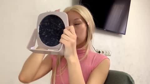 hey hey online show from October 2025 09:52:01 AM