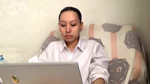 hey hey online show from October 2025 08:06:01 AM