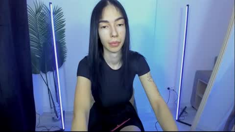 Celine Roxelle online show from October 2025 05:29:02 AM