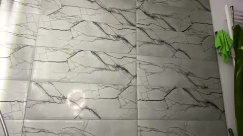 Celine Roxelle online show from December 2025 06:16:01 PM