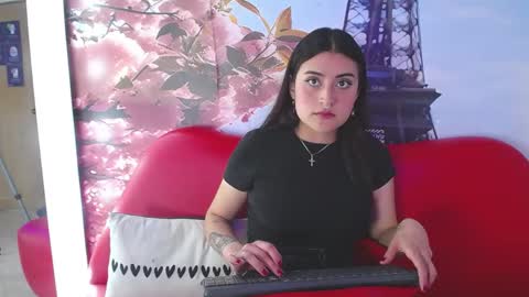       online show from April 2026 09:39:33 PM