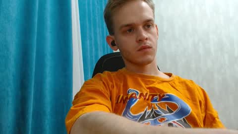 Snapshot of ch1lldril chatting on January 2026 12:15:02 AM ch1lldrill online show from January 2026 12:15:02 AM