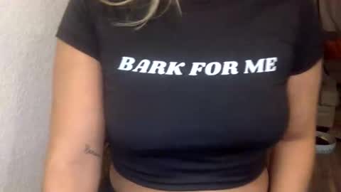 Snapshot of ch3rryinthedark chatting on June 2026 01:28:02 AM ch3rryinthedark online show from June 2026 01:28:02 AM