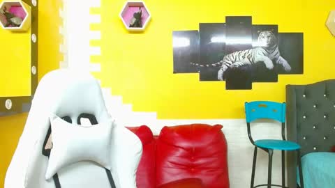 chacorta_ online show from June 2026 12:33:02 PM