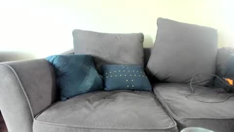 Lydong online show from October 2025 06:56:01 PM