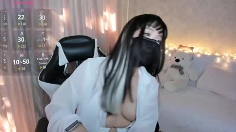 Chichi online show from October 2025 04:31:02 AM