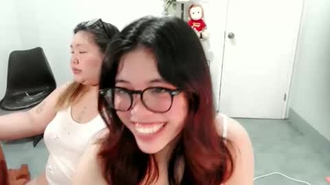 chakadal_xx online show from February 2026 03:45:02 PM