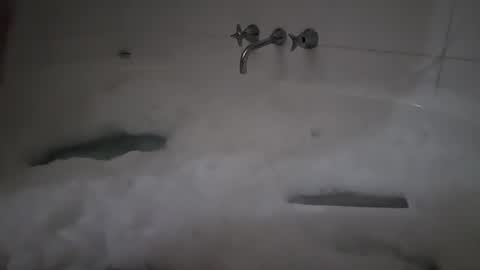 Snapshot of champagneandbitches1 chatting on October 2025 03:15:02 AM champagneandbitches1 online show from October 2025 03:15:02 AM