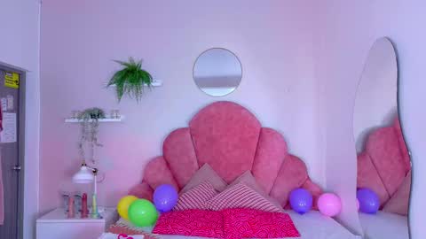 C H A N E L online show from November 2025 03:20:02 AM