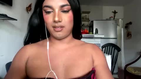 Snapshot of chanelfancy chatting on May 2026 01:18:01 PM chanelfancy online show from May 2026 01:18:01 PM