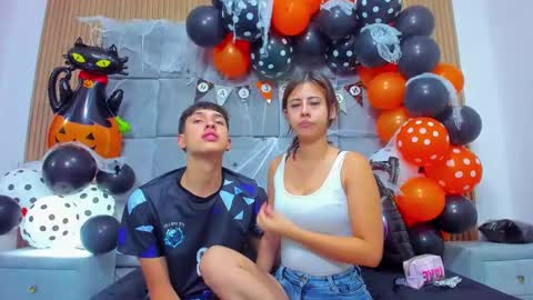 Chanellandmax online show from October 2025 01:03:02 PM