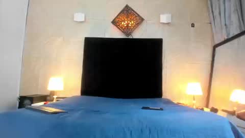 chanellejohnson_ online show from October 2025 06:41:02 PM