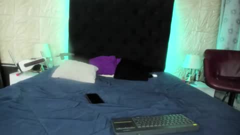 chanellejohnson_ online show from December 2025 11:21:01 PM