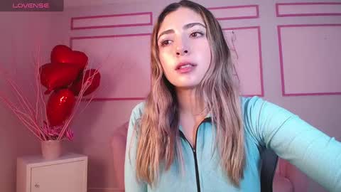 Snapshot of channel_blonde_a chatting on February 2025 07:38:02 PM channel_blonde_a online show from February 2025 07:38:02 PM