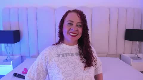 Channelfox  online show from December 2025 07:44:01 PM