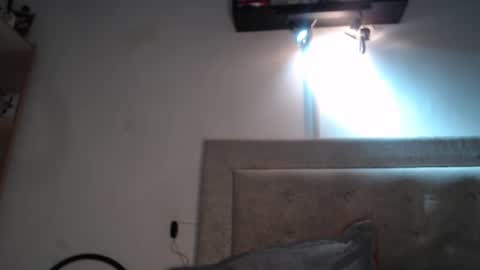 Isabella online show from October 2025 01:25:01 AM