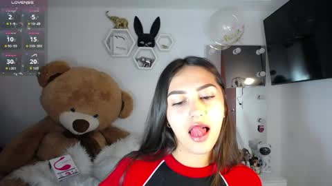 Isabella online show from April 2026 10:54:01 AM