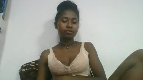 chantale483461 online show from March 2026 05:27:01 PM