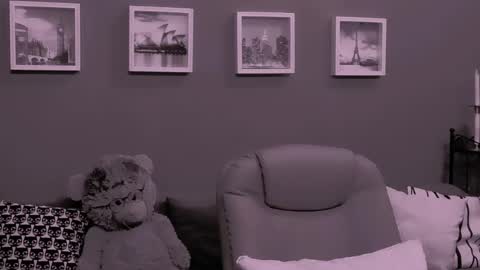 Snapshot of chantallovely chatting on May 2026 03:07:01 PM The Queen online show from May 2026 03:07:01 PM