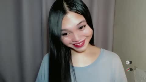 Snapshot of chantelle_fuckdoll chatting on December 2024 10:14:02 PM CHANTELLE online show from December 2024 10:14:02 PM