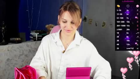 Suzanna Snow online show from March 2025 03:32:02 AM