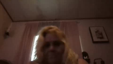 Ms. Behaving online show from January 2025 03:39:02 PM