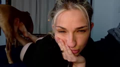 char  online show from September 2025 12:57:02 AM