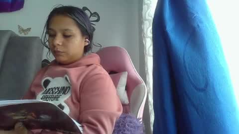 charis 2 online show from April 2026 07:58:02 PM