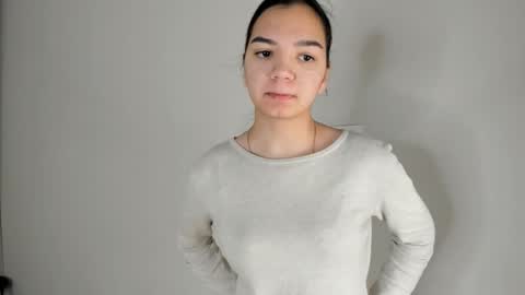 MIchelle online show from November 2025 06:38:02 AM