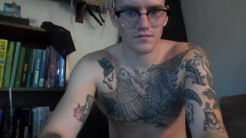 Snapshot of charlemagnesweatpants chatting on October 2025 08:28:02 PM charlemagnesweatpants online show from October 2025 08:28:02 PM