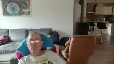 charles6064 online show from June 2026 10:47:01 AM
