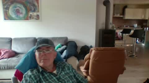 charles6064 online show from June 2026 10:35:01 AM