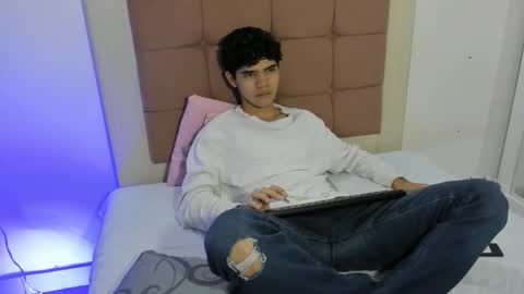 charles blaze online show from February 2025 11:04:02 PM