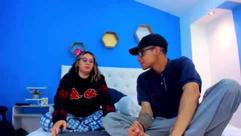 Charles y Elara online show from December 2024 03:15:02 AM