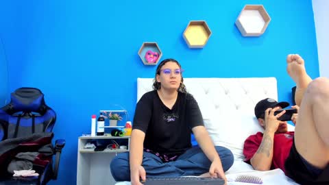 Charles y Elara online show from December 2024 02:10:02 PM