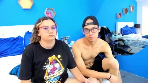 Charles y Elara online show from January 2025 03:11:02 AM