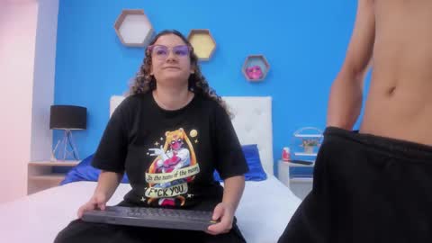 Charles y Elara online show from January 2025 03:09:02 AM