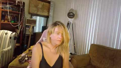 Charli online show from March 2026 10:40:01 PM