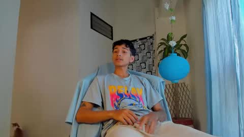 Snapshot of charlieerusso chatting on September 2025 05:13:01 PM Charles Russo online show from September 2025 05:13:01 PM