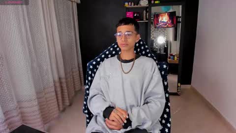 Snapshot of charlieerusso chatting on February 2026 03:10:02 PM Charles Russo online show from February 2026 03:10:02 PM