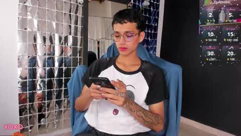 Snapshot of charlieerusso chatting on February 2026 04:19:02 PM Charles Russo online show from February 2026 04:19:02 PM