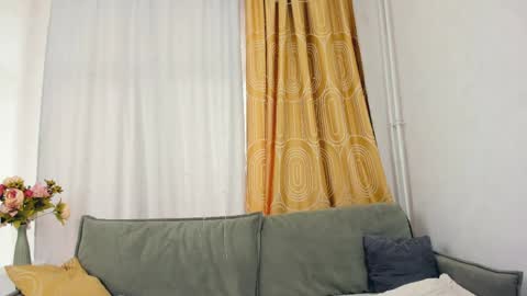 Yumi online show from April 2026 08:06:01 AM