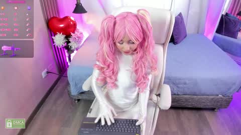 Snapshot of charloottee_1 chatting on February 2025 06:14:02 AM Char 3 Lets go for the 100 Thumb-Up online show from February 2025 06:14:02 AM