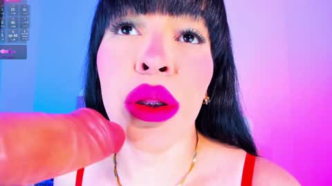 Snapshot of charlootteevans chatting on February 2025 02:37:01 AM Charloott Evans online show from February 2025 02:37:01 AM