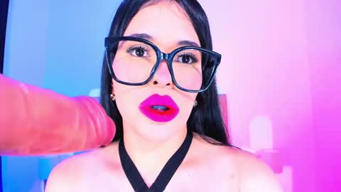 Snapshot of charlootteevans chatting on February 2025 01:35:02 AM Charloott Evans online show from February 2025 01:35:02 AM