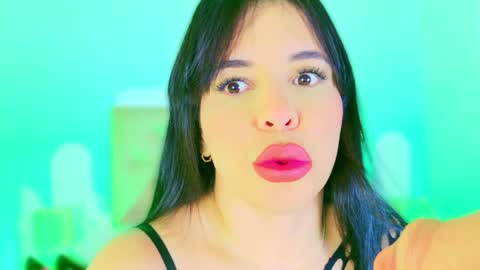 Snapshot of charlootteevans chatting on October 2025 02:10:01 AM Charloott Evans online show from October 2025 02:10:01 AM