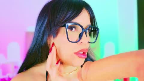 Snapshot of charlootteevans chatting on November 2025 07:54:01 AM Charloott Evans online show from November 2025 07:54:01 AM