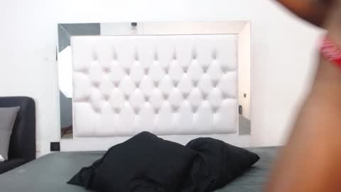 charlot_imp online show from January 2026 11:37:01 AM