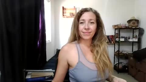 Snapshot of charlot_ponze chatting on July 2026 05:44:02 PM charlott online show from July 2026 05:44:02 PM
