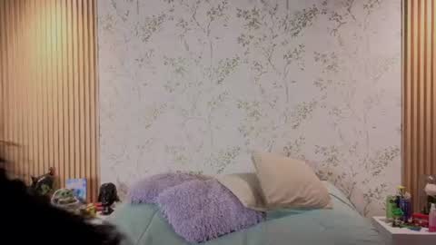 Snapshot of charlote__miller chatting on July 2026 11:49:02 AM You honey online show from July 2026 11:49:02 AM